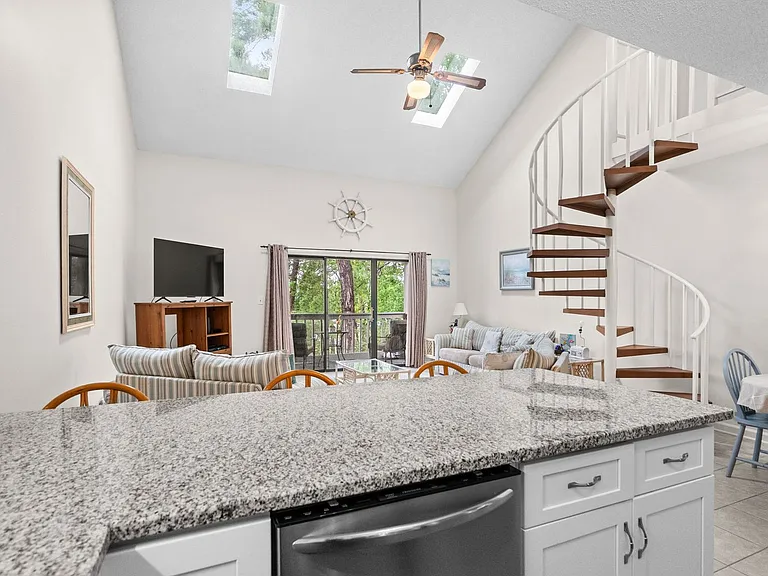 1890 Auburn Ln #29E — Photo 15