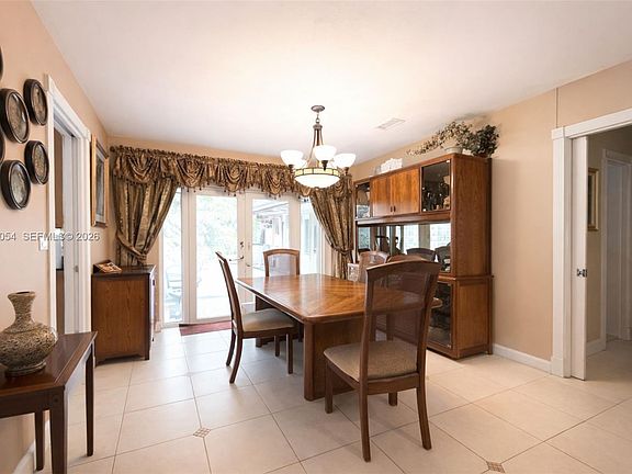 4th image of 9761 SW 148th St