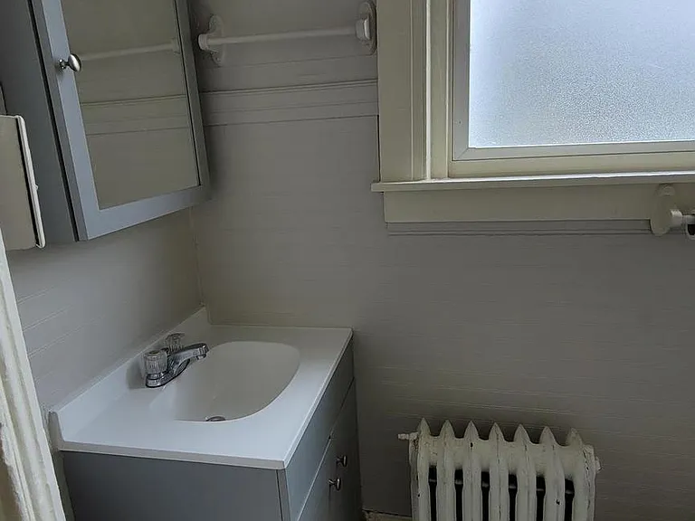 19 S 11th St #3 — Photo 13
