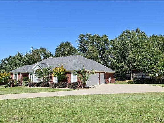 4th image of 1600 Bayberry Cir