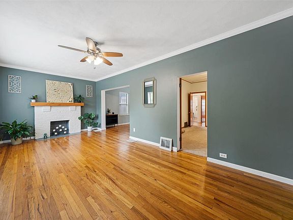 3rd image of 5226 Itaska St