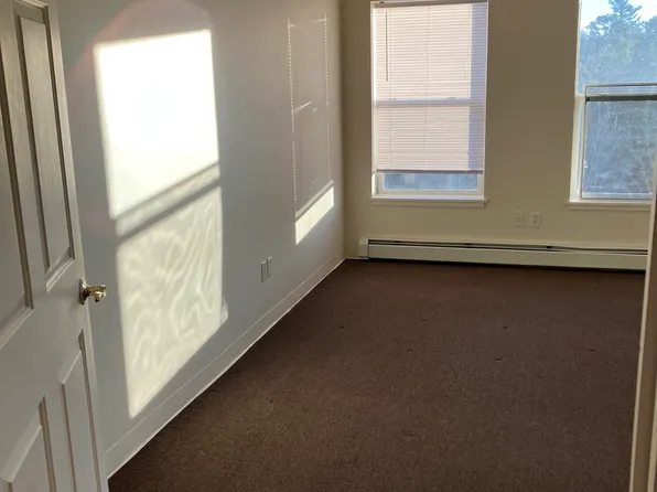 206-120 Wiley Rd, Colchester, VT 05446