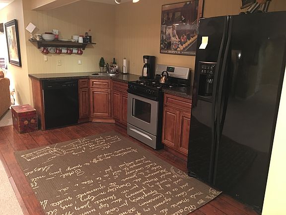 3rd image of 22134 Beech Knoll Dr