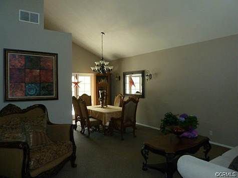 5th image of 32515 Skylark Dr