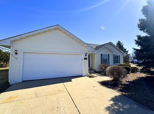 141 Betzer ROAD, Delavan, WI 53115
