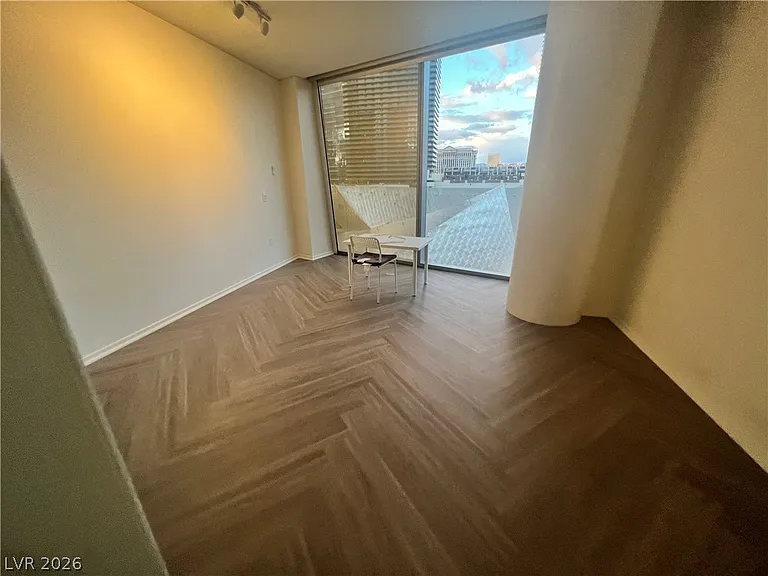 3726 Las Vegas Blvd S #811 — Photo 33