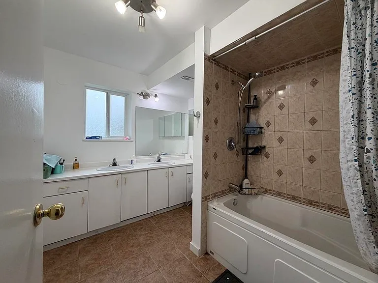 7071 Cavelier Ct — Photo 7