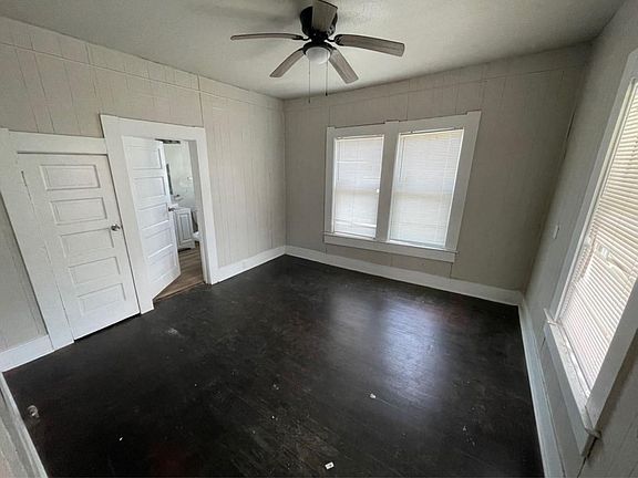 4th image of 724 Orange Ave