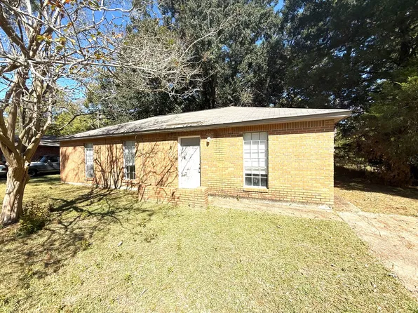 3825 Pickfair St, Montgomery, AL 36116