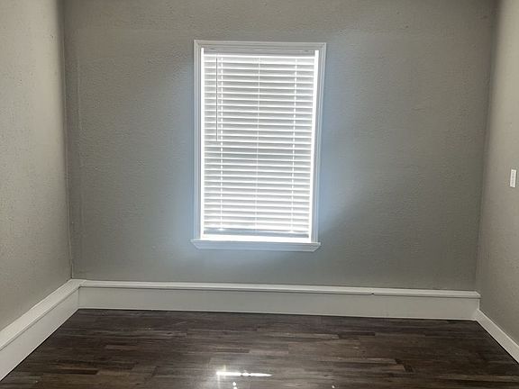 3rd image of 1911-1913 Campbell Blvd #3B-1BA