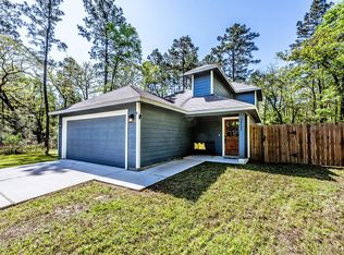 28605 Cedar Ct, Huntsville, TX 77320