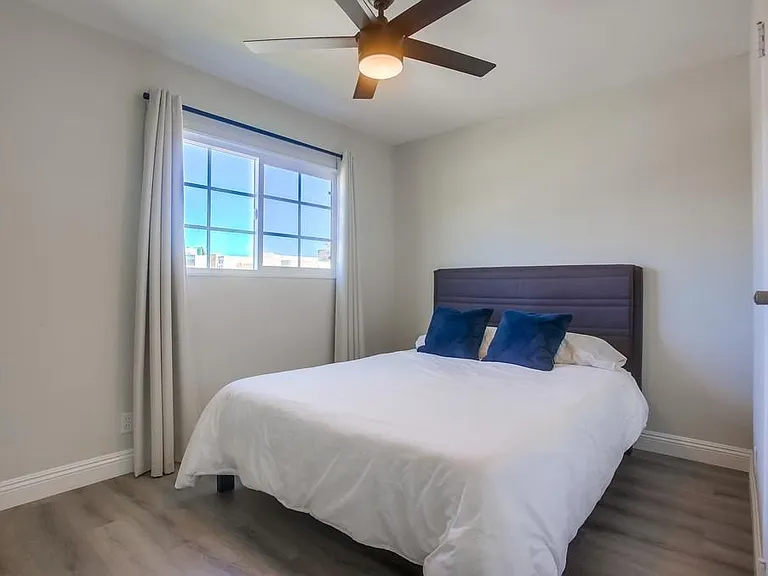 5013 Conrad Ave — Photo 34