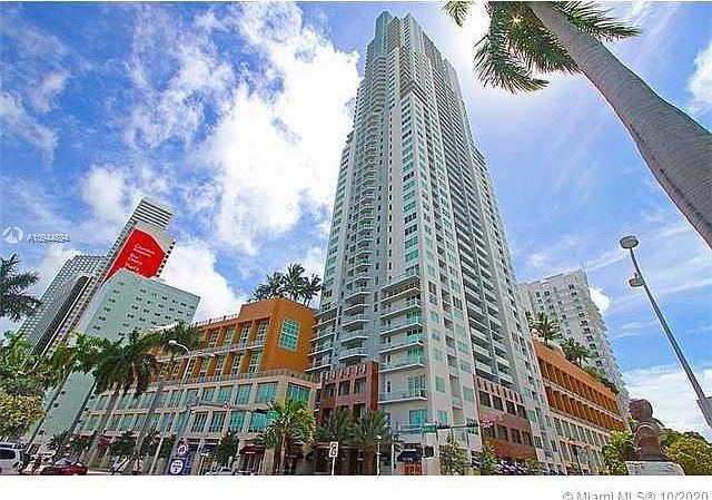 2nd image of 244 Biscayne Blvd APT 1707