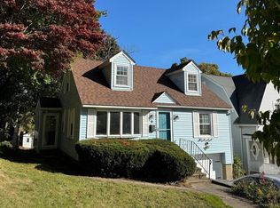 9 Moore Ave, Worcester, MA 01602