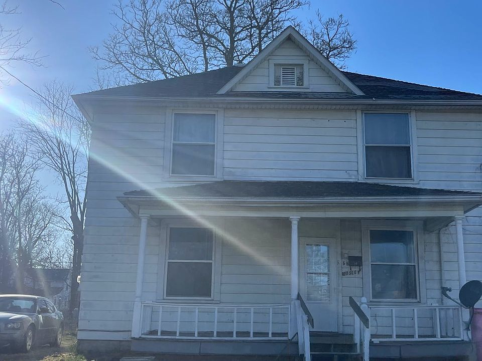 1st image of 555 N Mulberry St