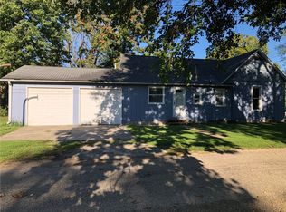 602 W Robinson St, Bethany, IL 61914