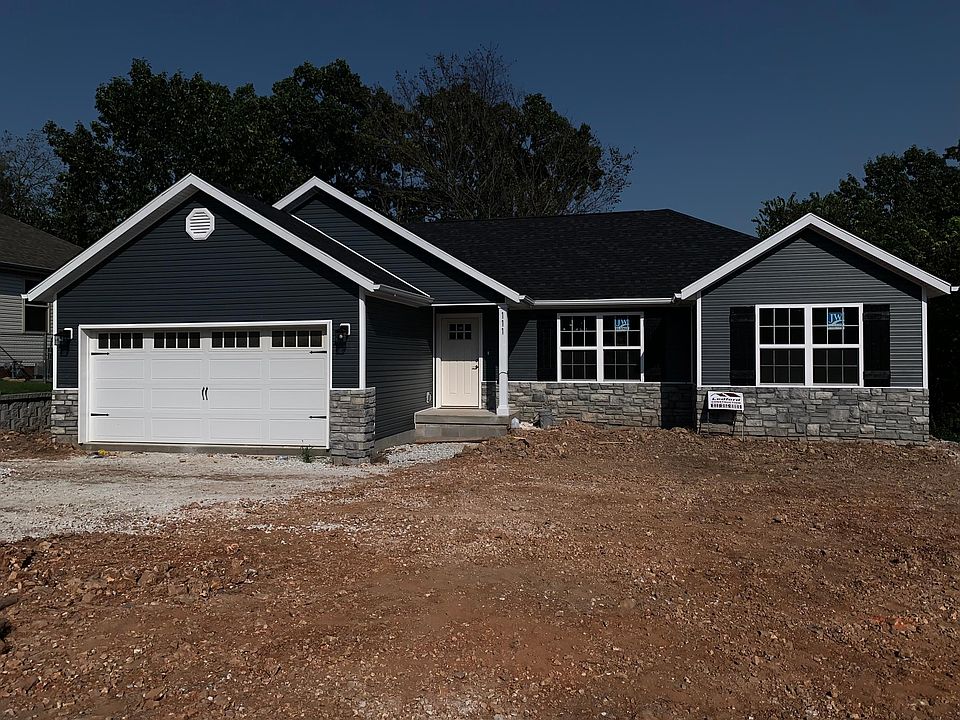 Yard and drive way going in this week.