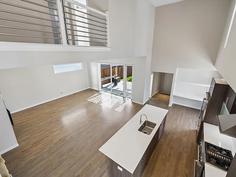 3215 S Dahlia St — Photo 24