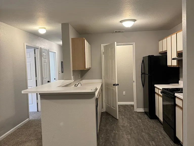 2113 Ringgold Ct #306 — Photo 4