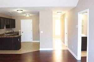 5th image of 6060-6062 Lauren Ln
