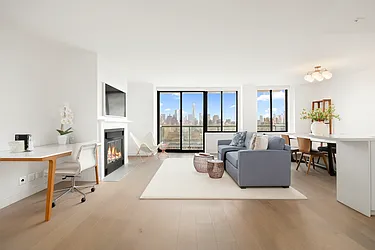 22 West 15th Street, #19D