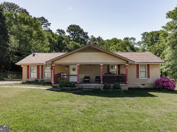 415 Maple Park Dr, Winder, GA 30680