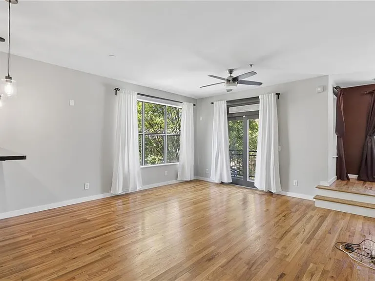 238 Walker St SW #37 — Photo 13