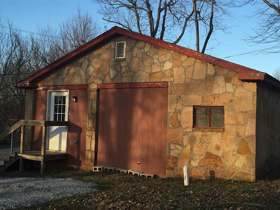 2nd image of 215 Ratliff St