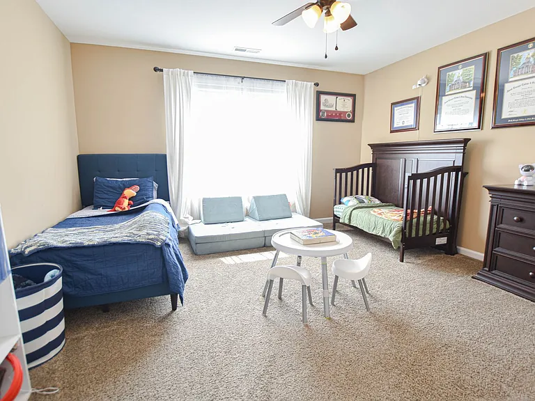 1016 Meadowview Ln — Photo 14