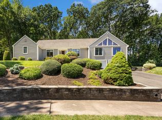 113 Straddle Hl, Wethersfield, CT 06109