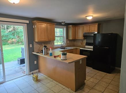 2nd image of 12 Woodburn Rd #B