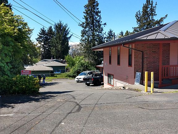 2nd image of 7642 Pacific Ave Unit 2