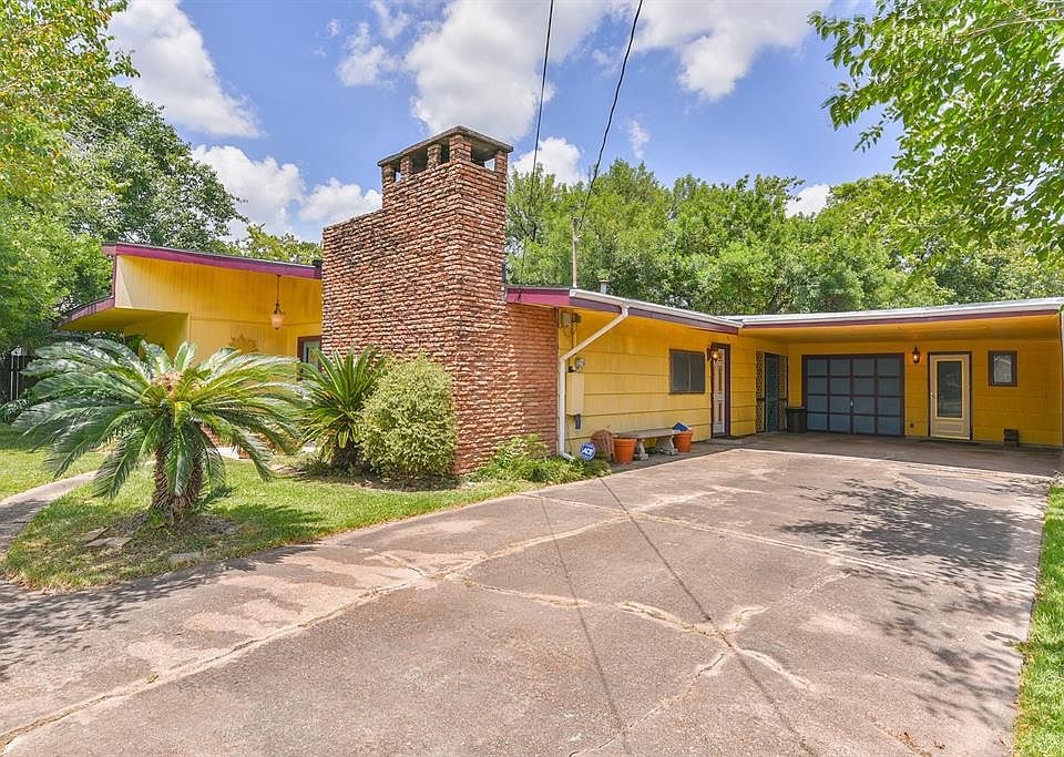 1st image of 1313 Avenue H
