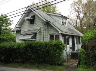 22115 142nd Rd, Springfield Gardens, NY 11413