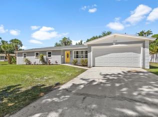 4663 Redfish Ln SE, Saint Petersburg, FL 33705