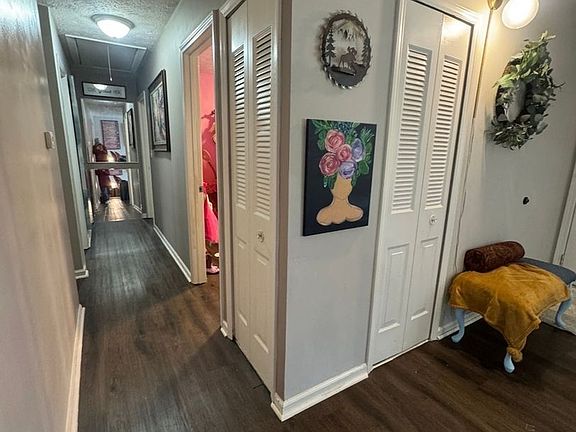 3rd image of 108 Farmers Ln