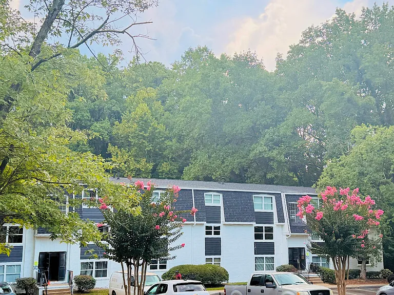 Skye at East Lake — Photo 10