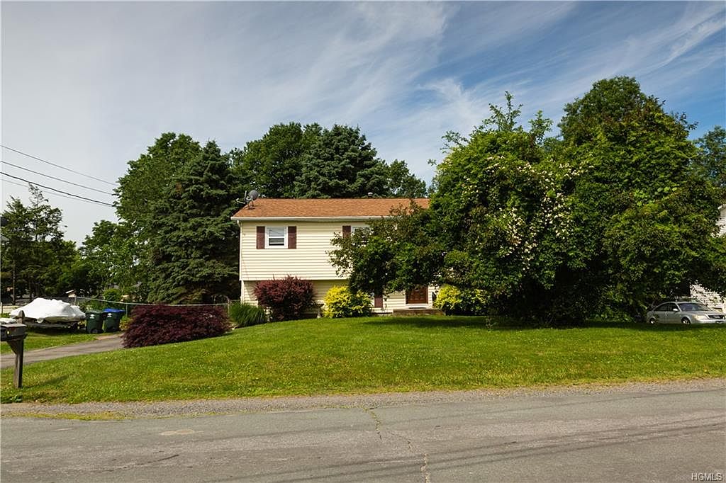 13 Macintosh Dr, Middletown, NY 10941 Zillow