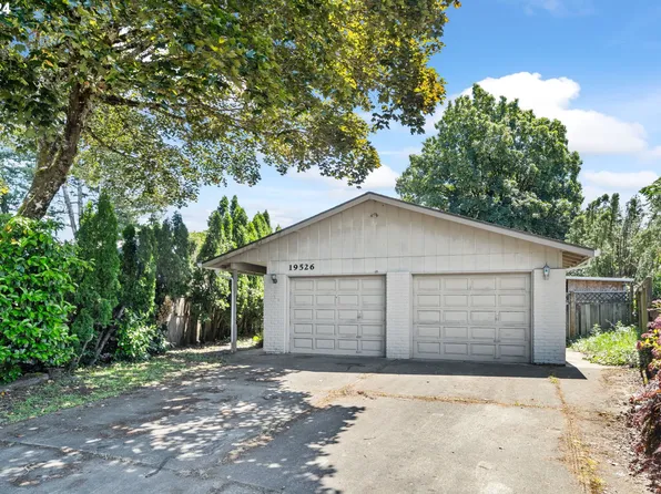19526 SE Ash St, Portland, OR 97233