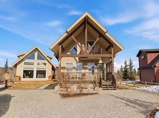 212 SW Cottageclub Cres, Rural Rocky View County, AB T2K 1B3