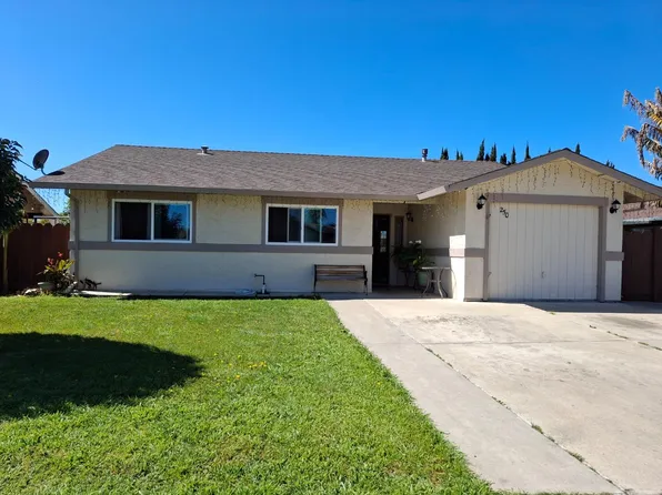 250 Gonzalez Dr, Hollister, CA 95023