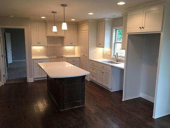 Quartz Kitchen tops!