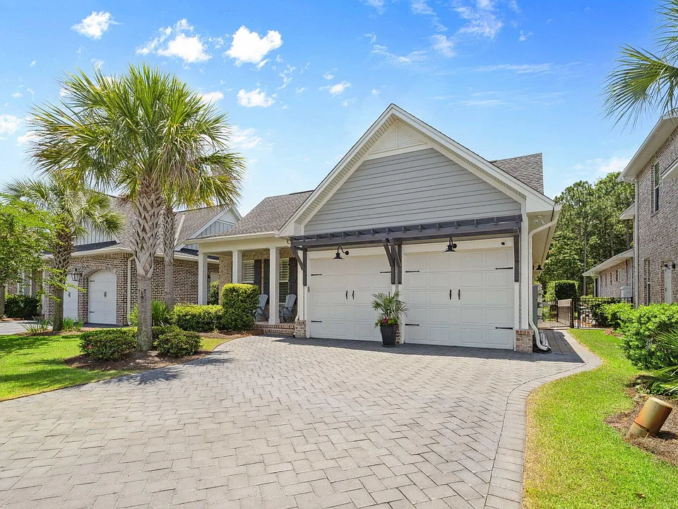 327 Cobalt Ln