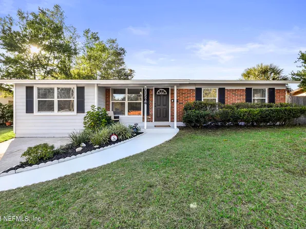 11264 AVERY Drive, Jacksonville, FL 32218