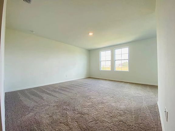 4th image of 841 Benoi Dr