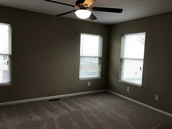 5th image of 1191 Grove Dr