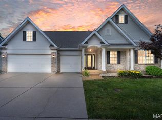 17013 Westridge Oaks Dr, Grover, MO