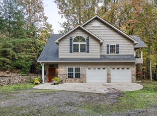 902 Cowpens Dr, Monterey, TN 38574