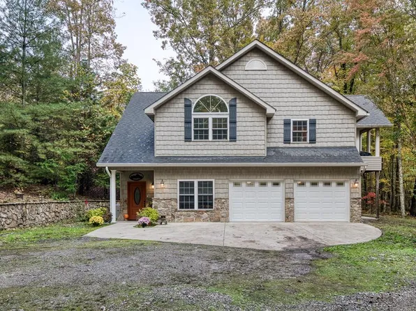 902 Cowpens Dr, Monterey, TN 38574