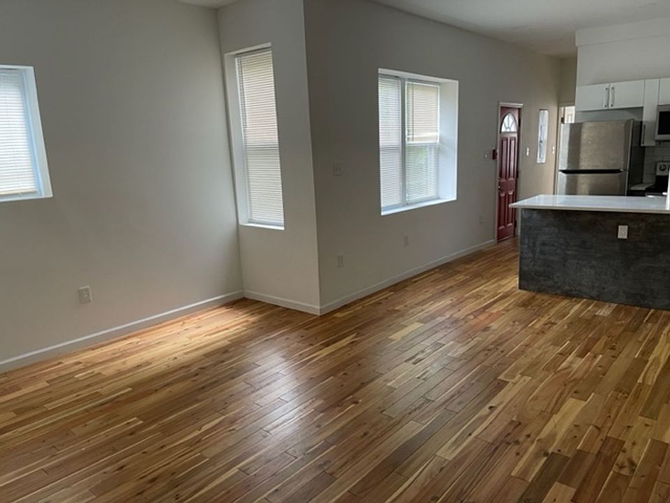 1st image of 3429 N 18th St #1R